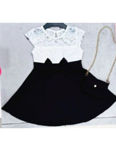 Vestido blonda con bolso a juego de niña 