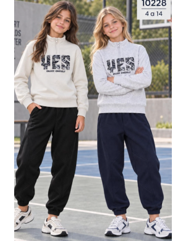 Conjunto deportivo niña 